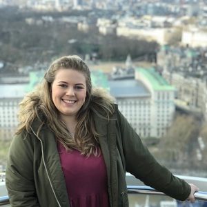 Meet your Posher, Caroline